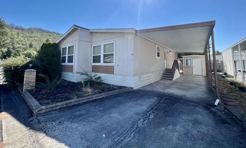 20055 Highway 62 UNIT 25, Shady Cove, OR 97539