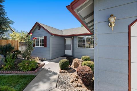 63259 Gallop Ct, Bend, OR 97701 photo 5