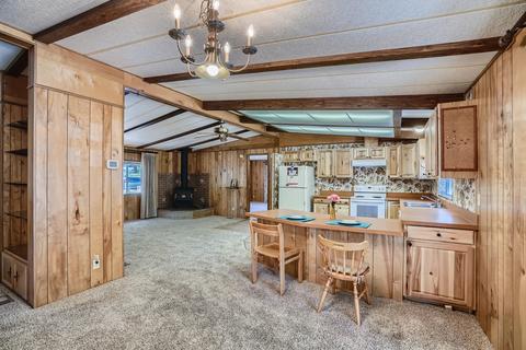 61000 Springcrest Dr, Bend, OR 97702 photo 3