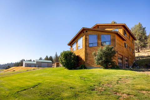 31100 Horsefly Ln, Bonanza, OR 97623