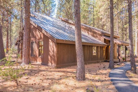 56895 Besson Rd, Bend, OR 97707 photo 3