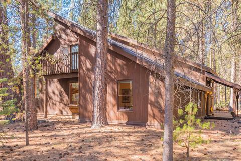 56895 Besson Rd, Bend, OR 97707 photo 2