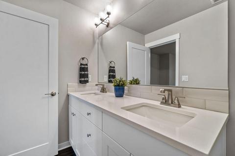 61616 SE Depot Loop, Bend, OR 97702 photo 15