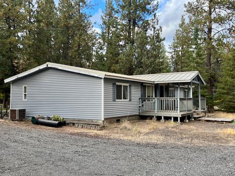 19336 Apache Rd, Bend, OR 97702 photo 2