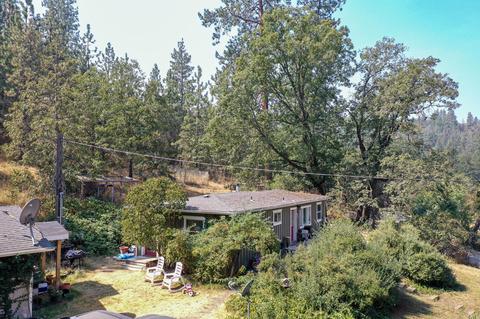7770 Griffin Creek Rd, Medford, OR 97501