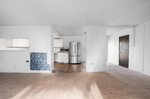 233 Barton Rd, Eagle Point, OR 97524 photo 6