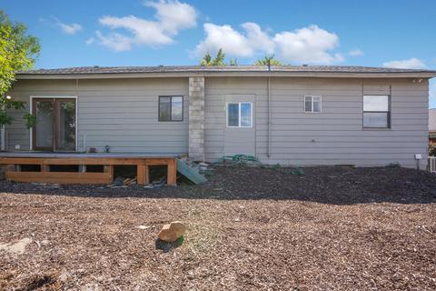233 Barton Rd, Eagle Point, OR 97524 photo 10