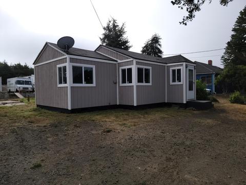 269 N Cammann St, Coos Bay, OR 97420