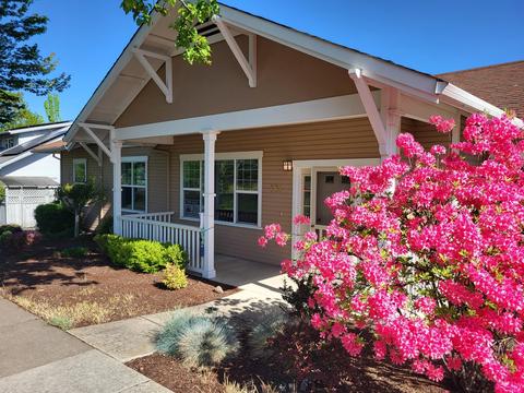 761 Nepenthe Rd, Ashland, OR 97520