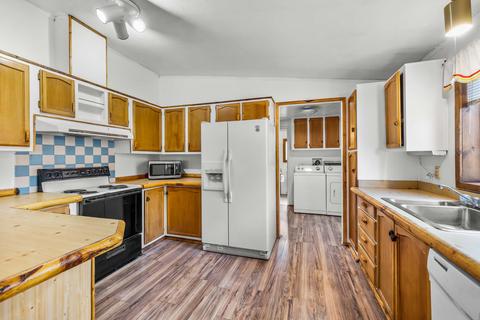52953 Forest Rd, La Pine, OR 97739 photo 2