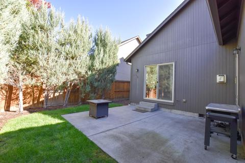 61327 Brianne Pl, Bend, OR 97702 photo 41
