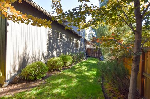 61327 Brianne Pl, Bend, OR 97702 photo 39