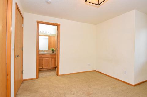 61327 Brianne Pl, Bend, OR 97702 photo 38