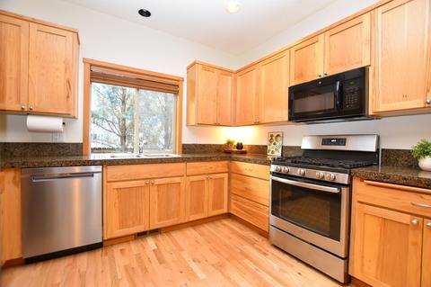 61327 Brianne Pl, Bend, OR 97702 photo 11