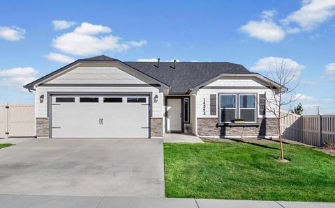 3495 NW 9th St, Redmond, OR 97756