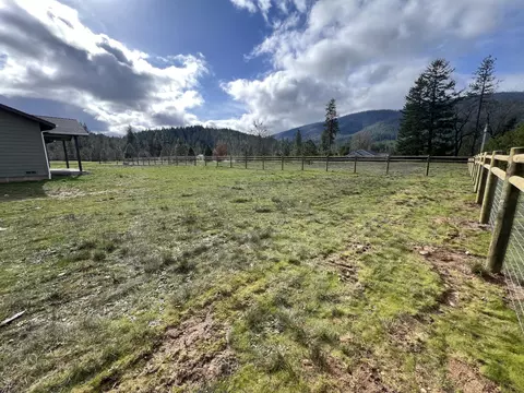 Exterior - 601 E Forks Cir, Cave Junction, OR 97523 photo 3 of 11
