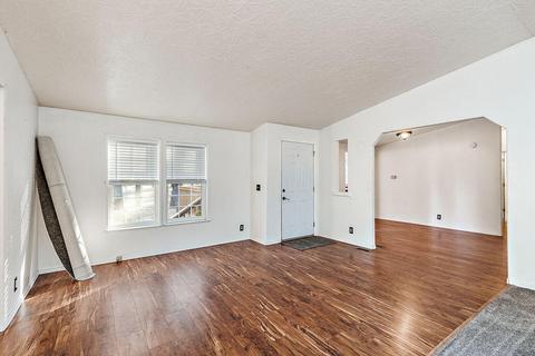 1416 Queens Branch Rd, Rogue River, OR 97537 photo 5
