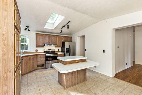 1416 Queens Branch Rd, Rogue River, OR 97537 photo 12