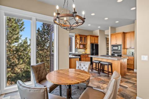 657 NW Stonepine Dr, Bend, OR 97703 photo 10