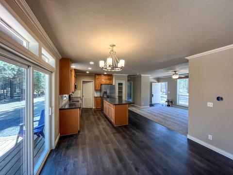 51360 Mitchell Rd, La Pine, OR 97739 photo 2