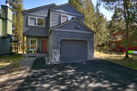 55631 Wagon Master Way, Bend, OR 97707 photo 4