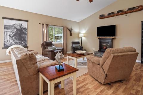 17329 Harlequin Dr, Bend, OR 97707 photo 8
