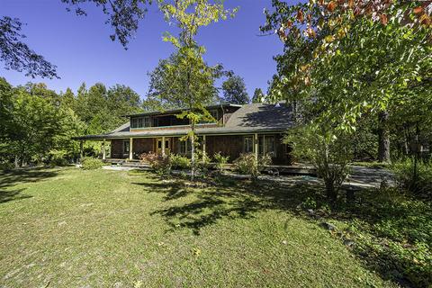 255 Davidson Rd, Williams, OR 97544 photo 3