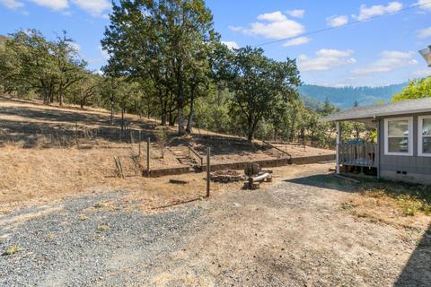 560 Profetta Ln, Central Point, OR 97502 photo 21