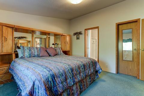 62335 Chickadee Ln, Bend, OR 97701 photo 24