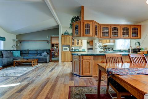 62335 Chickadee Ln, Bend, OR 97701 photo 10