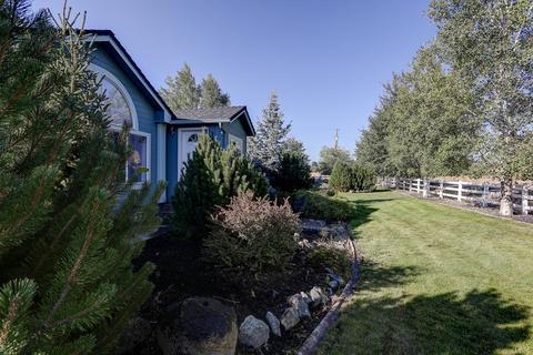 62335 Chickadee Ln, Bend, OR 97701 photo 3
