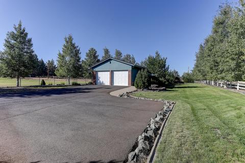 62335 Chickadee Ln, Bend, OR 97701 photo 43