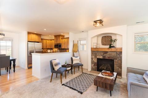 20291 Schaeffer Dr, Bend, OR 97703 photo 4