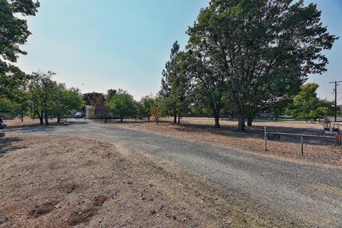 267 Orr Dr, Central Point, OR 97502 photo 7