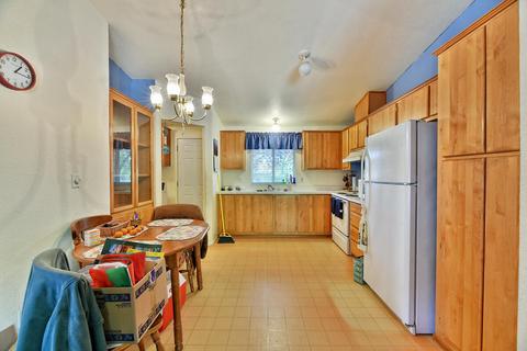 267 Orr Dr, Central Point, OR 97502 photo 14