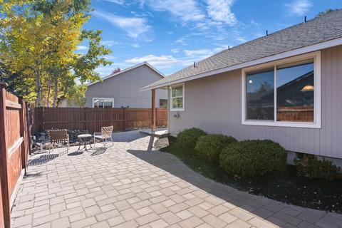 20517 SE Prospector Loop, Bend, OR 97702 photo 30