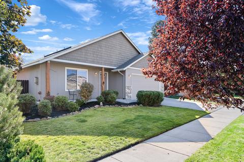 20517 SE Prospector Loop, Bend, OR 97702 photo 2