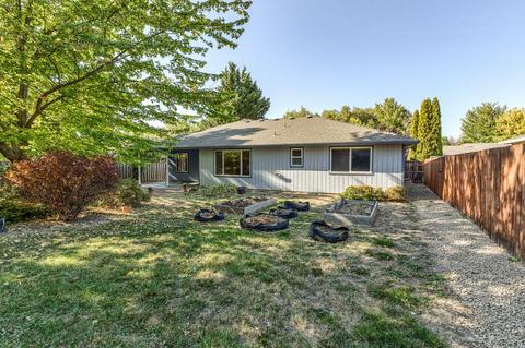 180 Meadow View Dr, Phoenix, OR 97535 photo 9