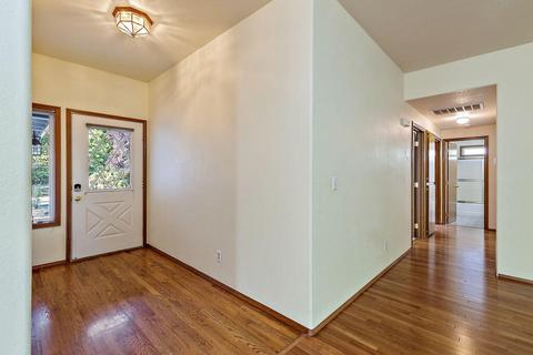 180 Meadow View Dr, Phoenix, OR 97535 photo 26