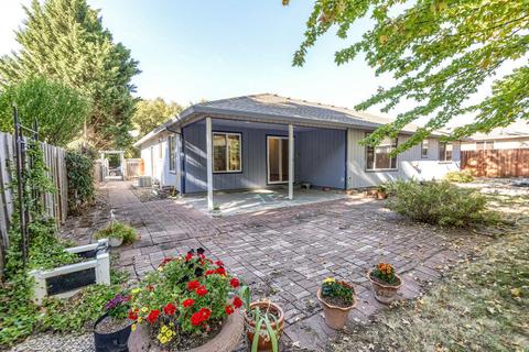 180 Meadow View Dr, Phoenix, OR 97535 photo 6