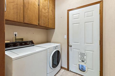 180 Meadow View Dr, Phoenix, OR 97535 photo 23