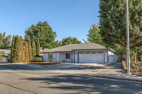 180 Meadow View Dr, Phoenix, OR 97535 photo 1