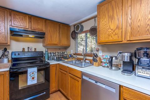 15914 Elderberry Ln, La Pine, OR 97739 photo 13