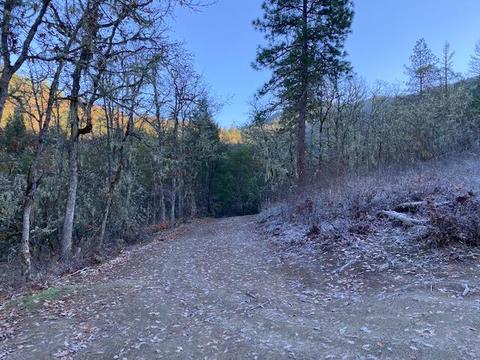3089 L Fork Foots Creek Rd, Gold Hill, OR 97525