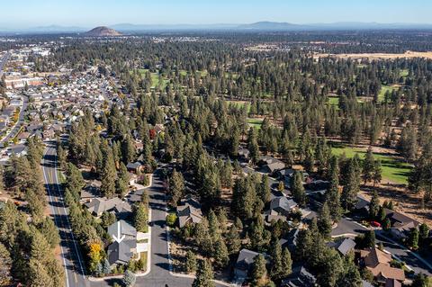 60901 Crested Butte Ln, Bend, OR 97702 photo 34