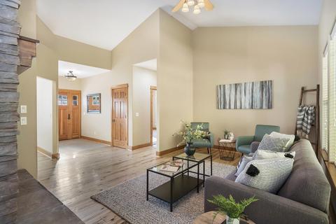 60901 Crested Butte Ln, Bend, OR 97702 photo 9