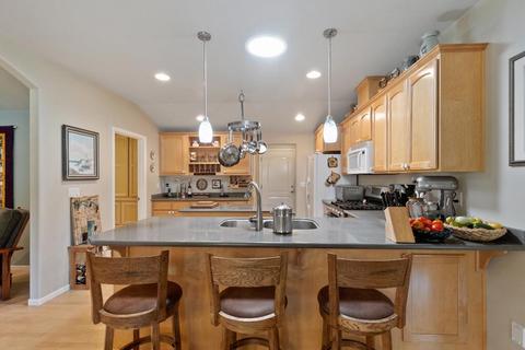 745 Eric Loop, Grants Pass, OR 97526 photo 7