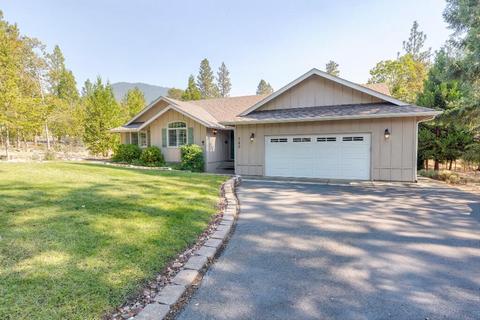 745 Eric Loop, Grants Pass, OR 97526 photo 45