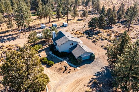 22195 Calgary Dr, Bend, OR 97702 photo 5