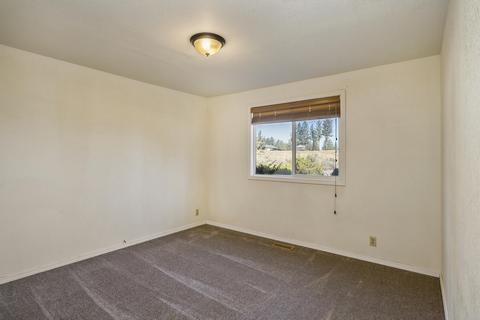 22195 Calgary Dr, Bend, OR 97702 photo 32